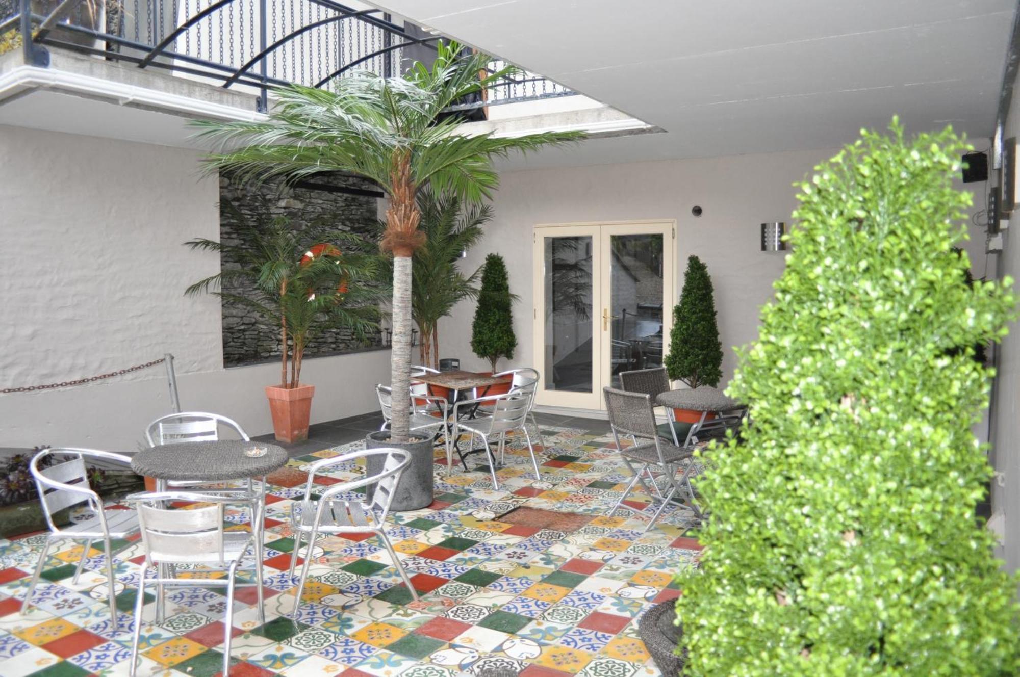 Hotel Quinlan & Cooke Boutique Townhouse And Qcs Seafood Restaurant Cahersiveen Exterior foto