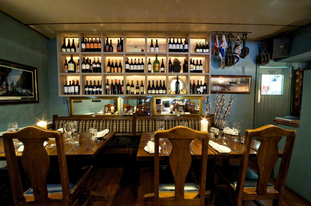 Hotel Quinlan & Cooke Boutique Townhouse And Qcs Seafood Restaurant Cahersiveen Exterior foto